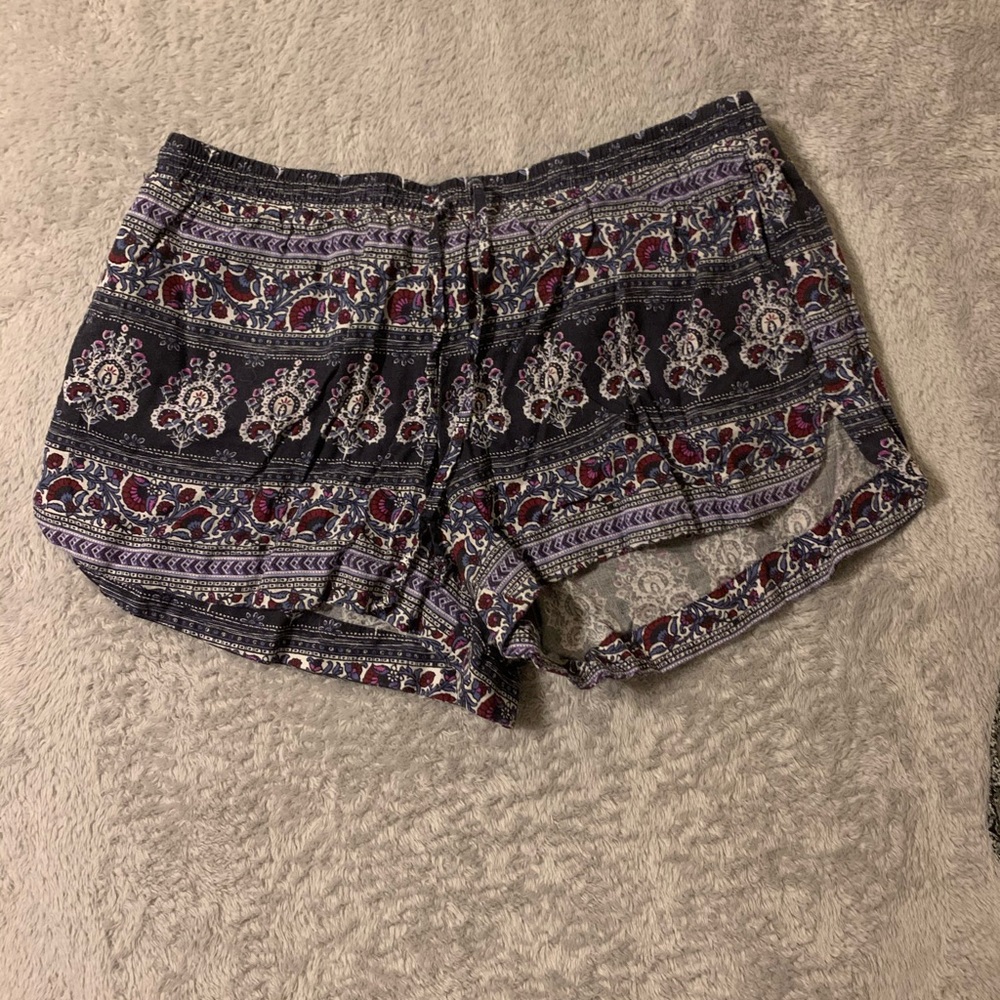 Flowy American Eagle Shorts